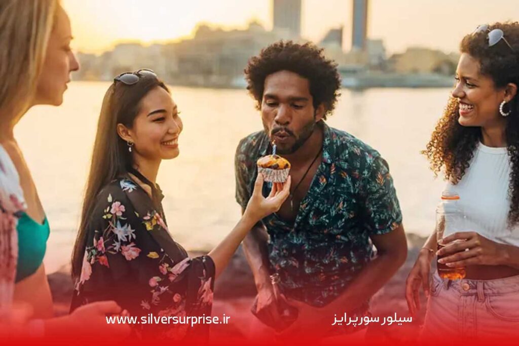 سورپرایز تولد در خیابان چگونه است و ایده های آن