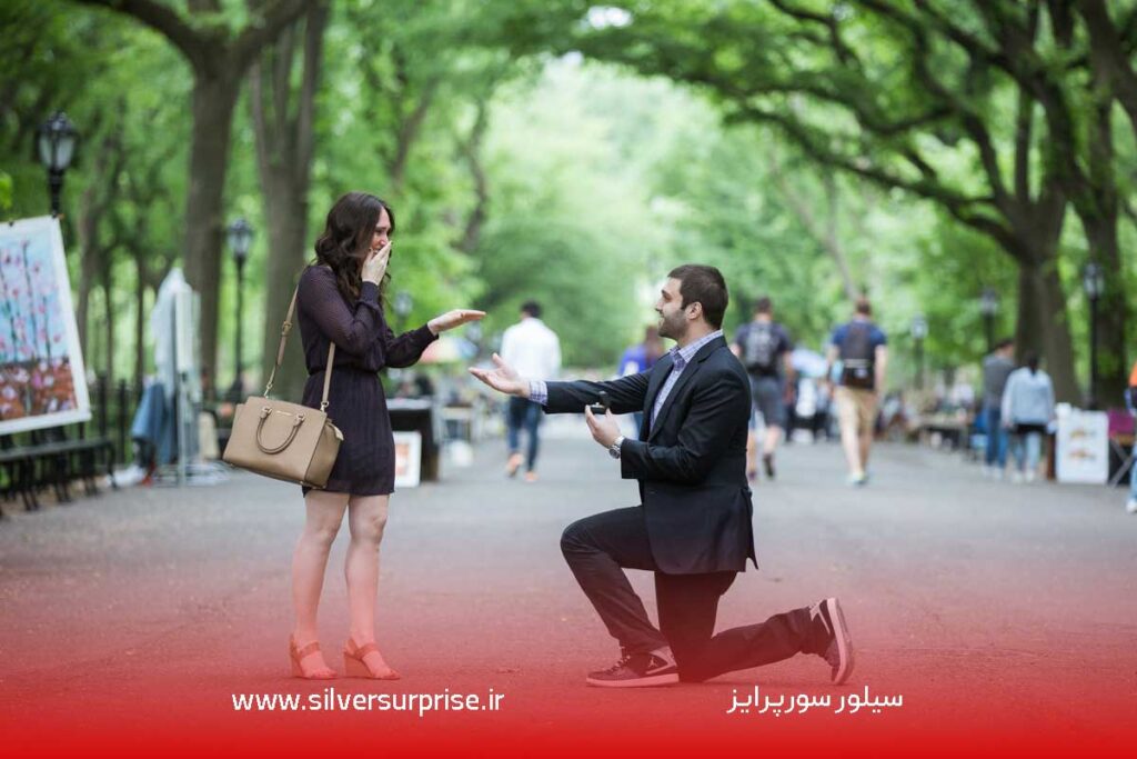 انواع سناریو سورپرایز خواستگاری در جمع و خلوت